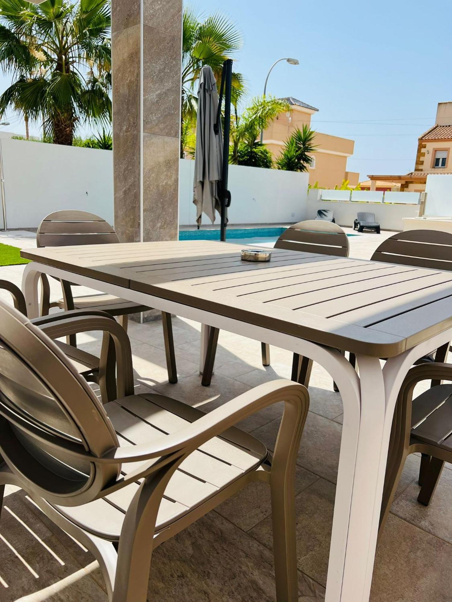 Villa Domicil De Luxe Torrevieja Exterior foto