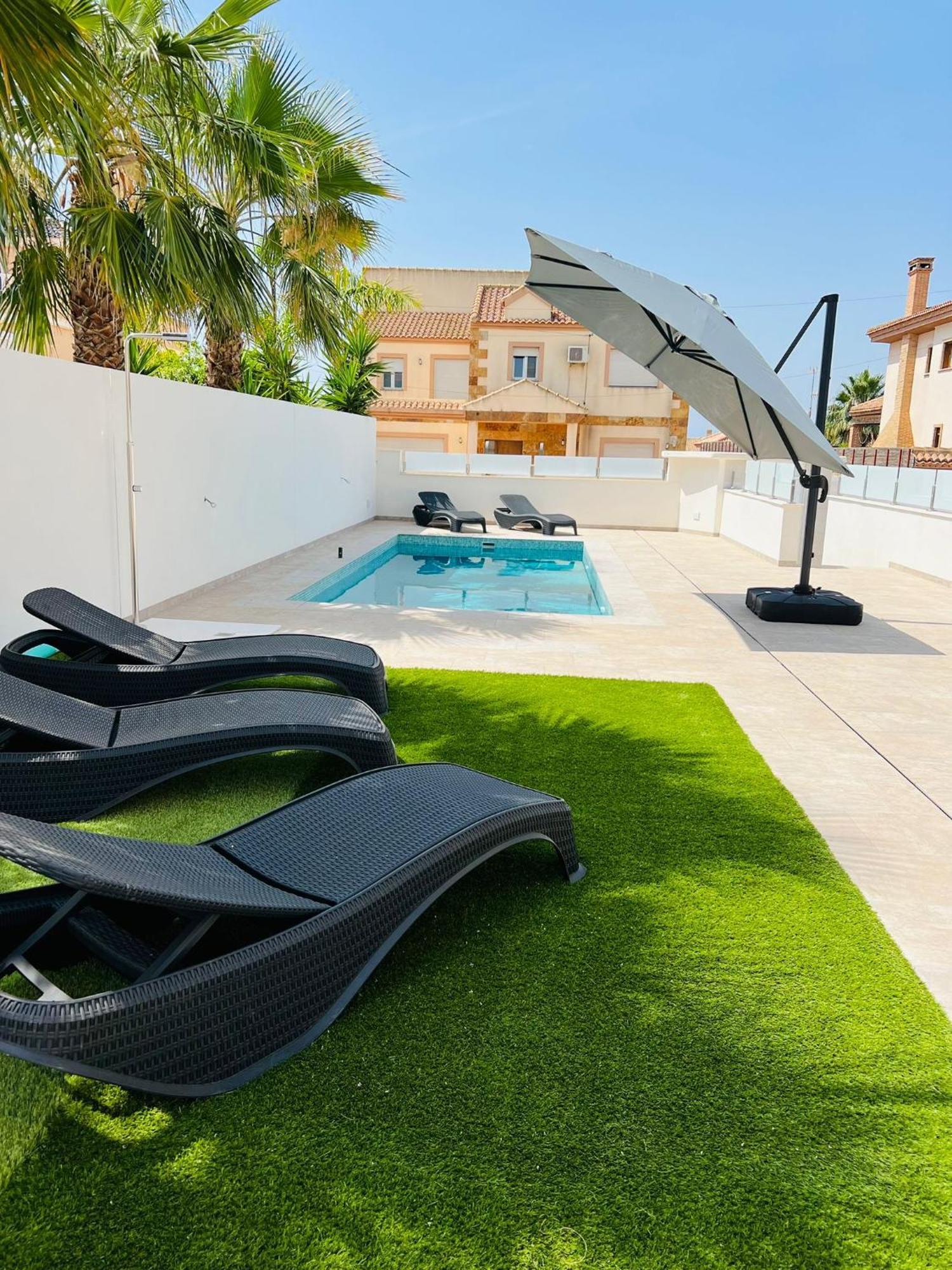 Villa Domicil De Luxe Torrevieja Exterior foto